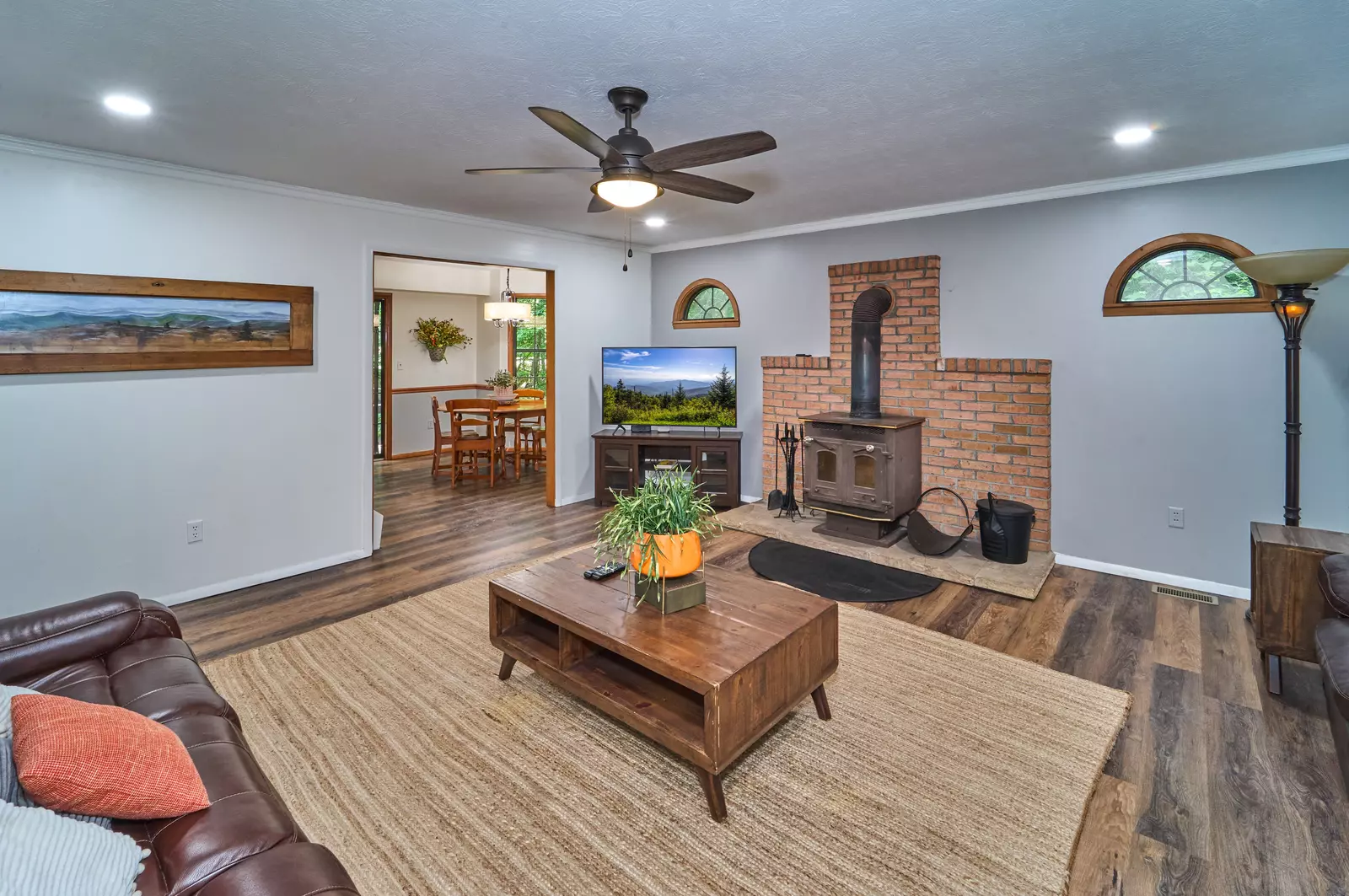 Property image, Interior, of Scenic Creek