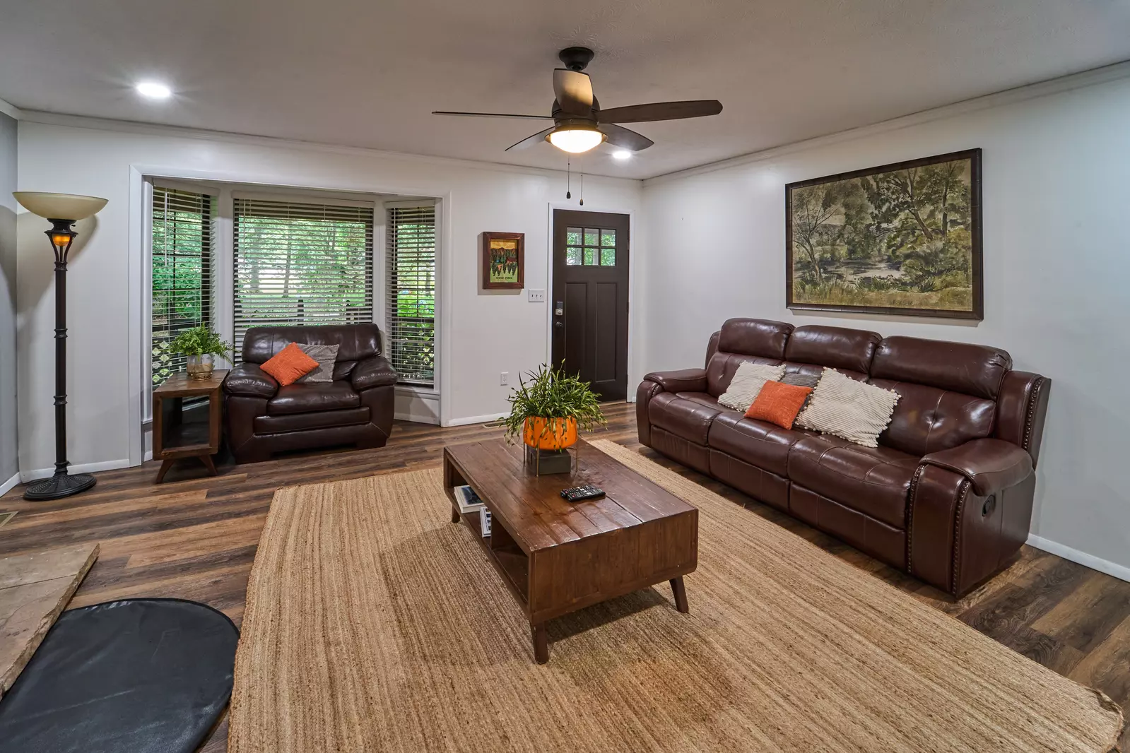 Property image, Interior, of Scenic Creek