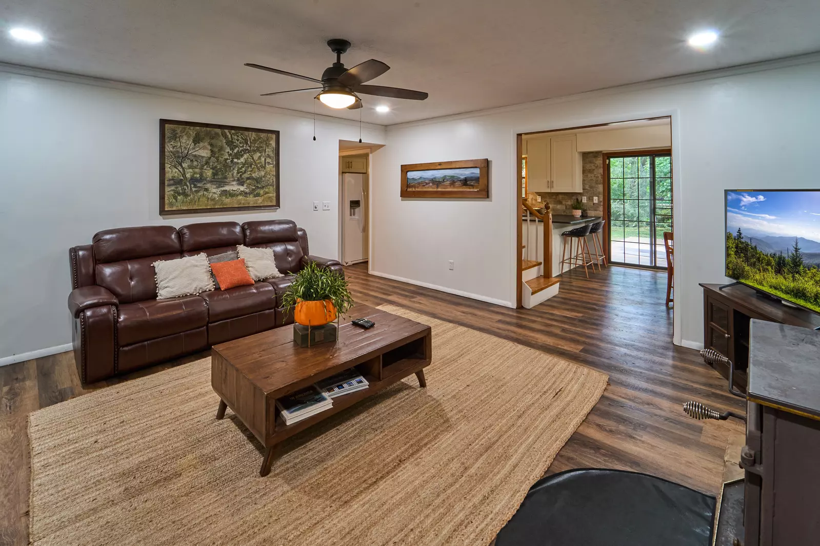 Property image, Interior, of Scenic Creek