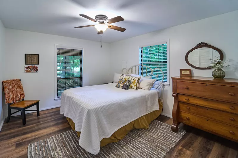 Property image, Interior, of Scenic Creek