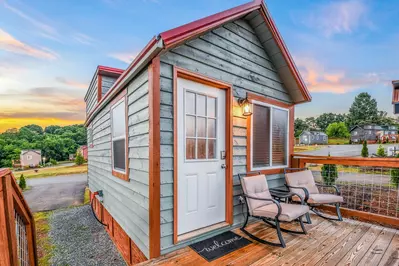 Grove 20 by Sojourn Lodging