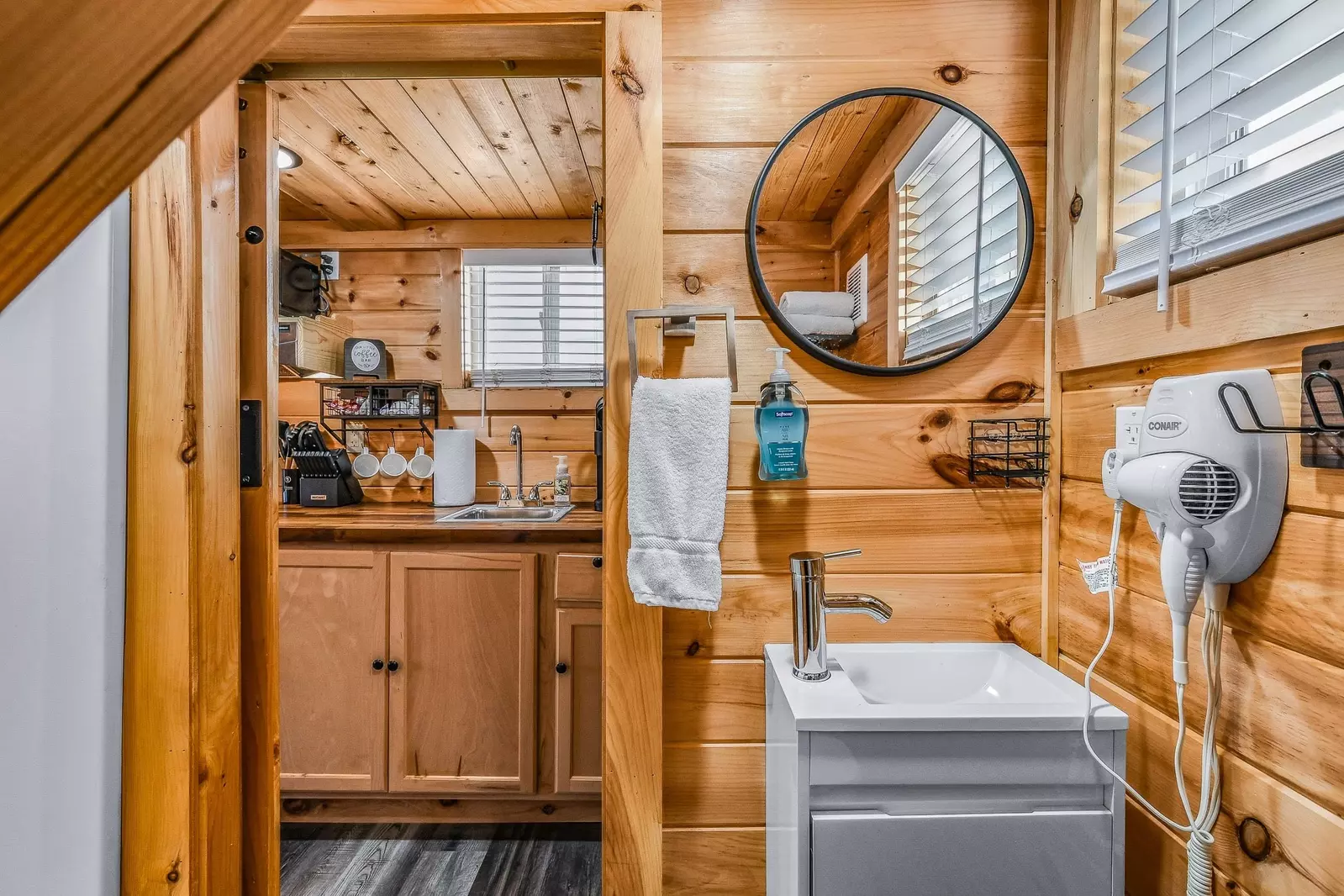 Grove 20 by Sojourn Lodging
