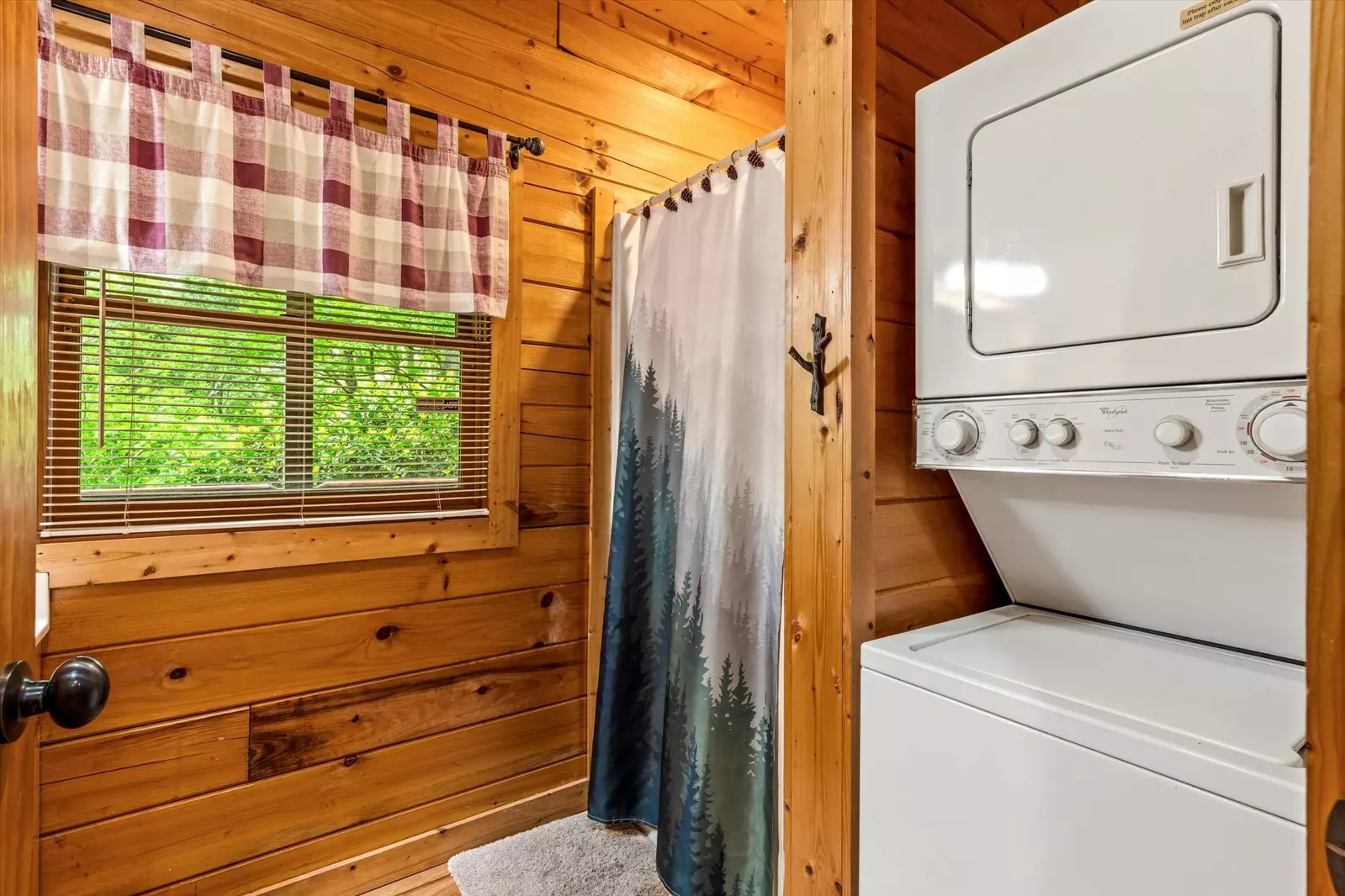Mountain Laurel Hollow
