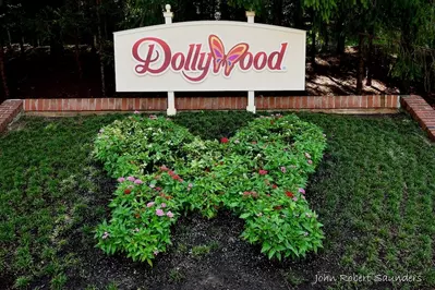 sign at Dollywood