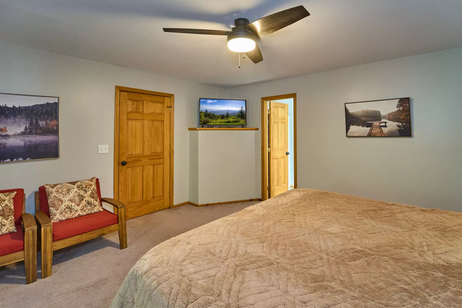 Property image, Interior, of Shady Creek