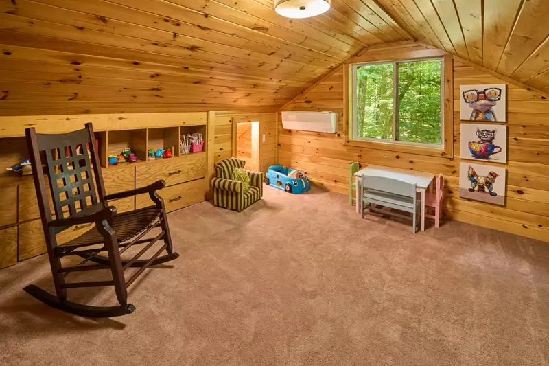 Property image, Interior, of Shady Creek