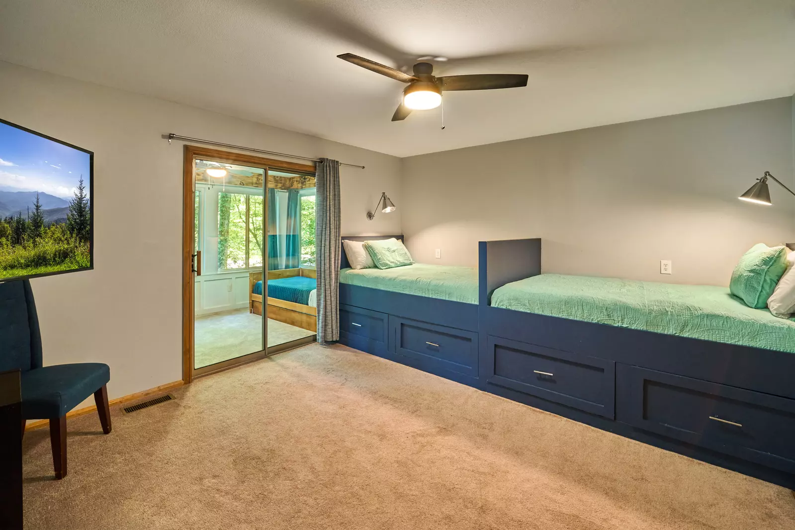 Property image, Interior, of Shady Creek
