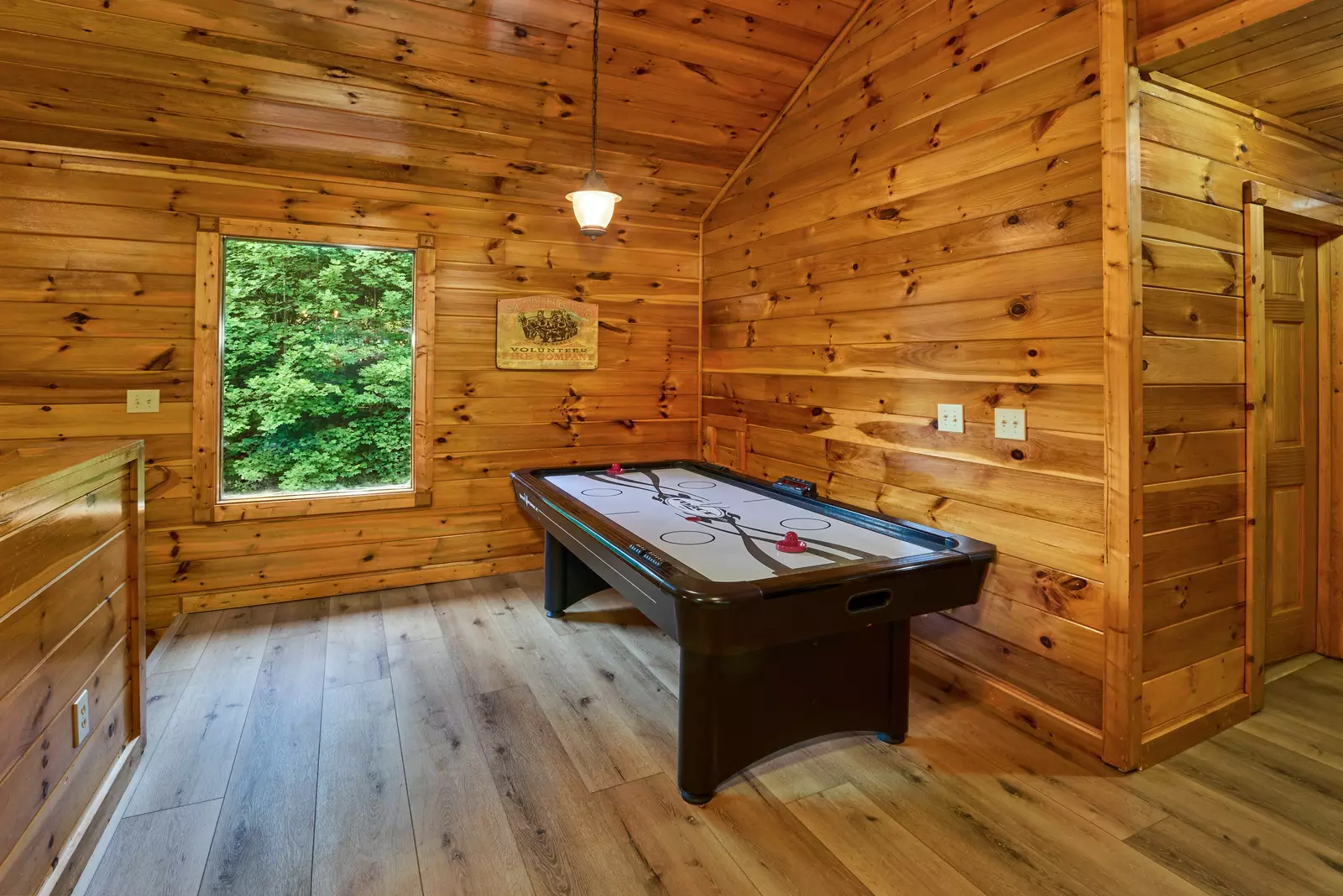 Property image, Interior, of Finders Keepers