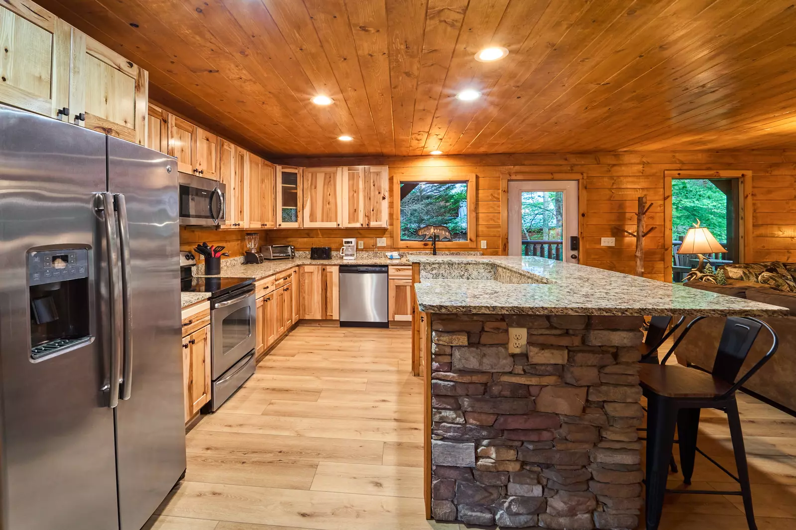 Property image, Interior, of Finders Keepers