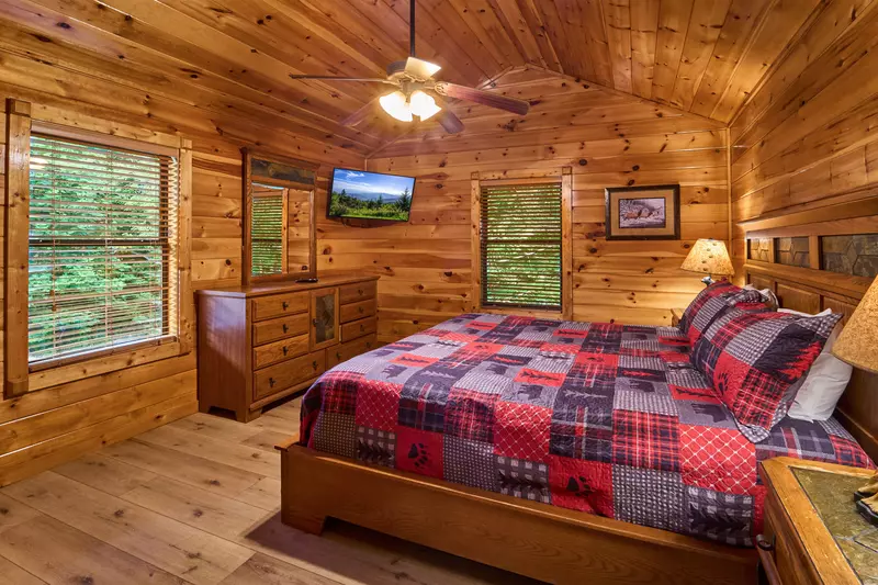 Property image, Interior, of Finders Keepers