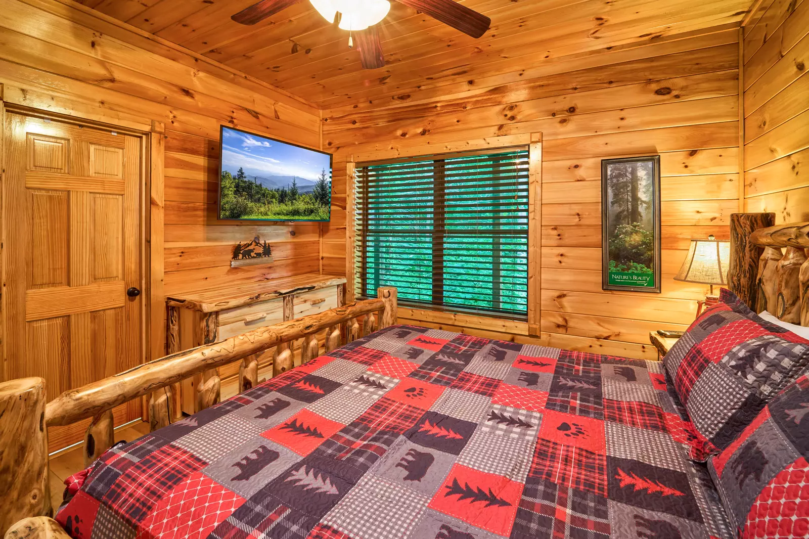 Property image, Interior, of Finders Keepers