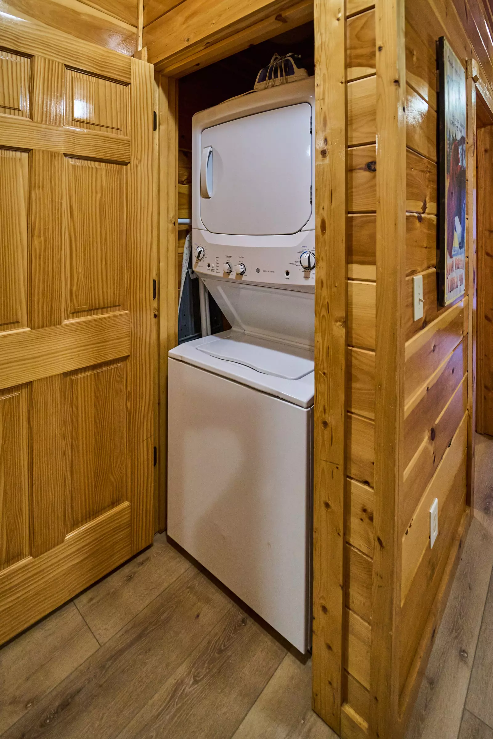 Property image, Interior, of Finders Keepers
