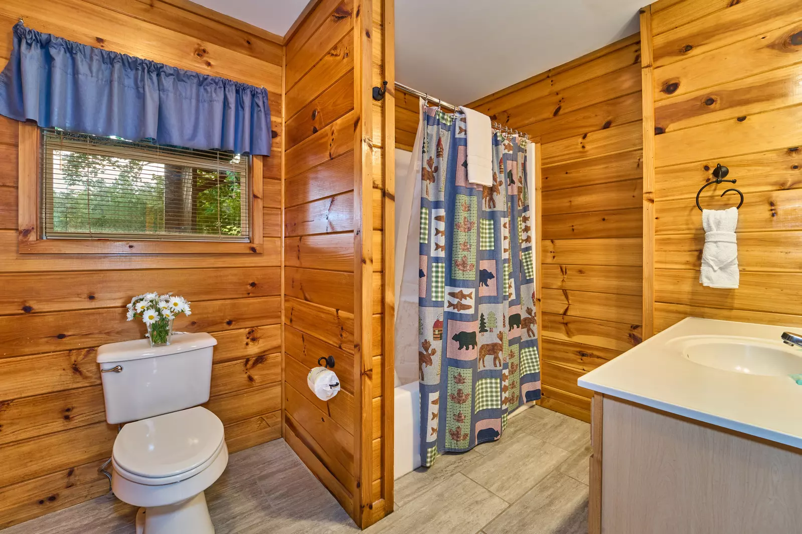 Property image, Interior, of A Slice of Heaven