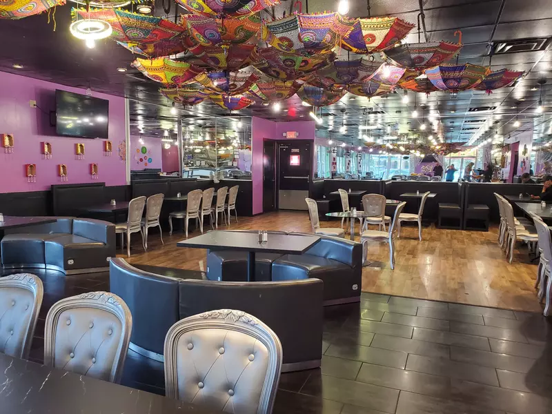 abc6bda4a80e-Taste_of_India_Pigeon_Forge_Dining_Room_1 (1)
