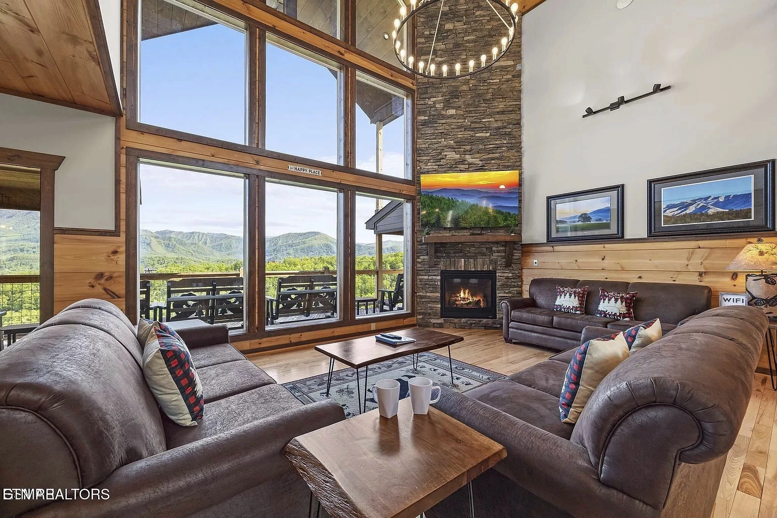 Mountain View Manor