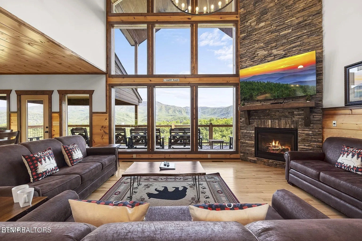Mountain View Manor