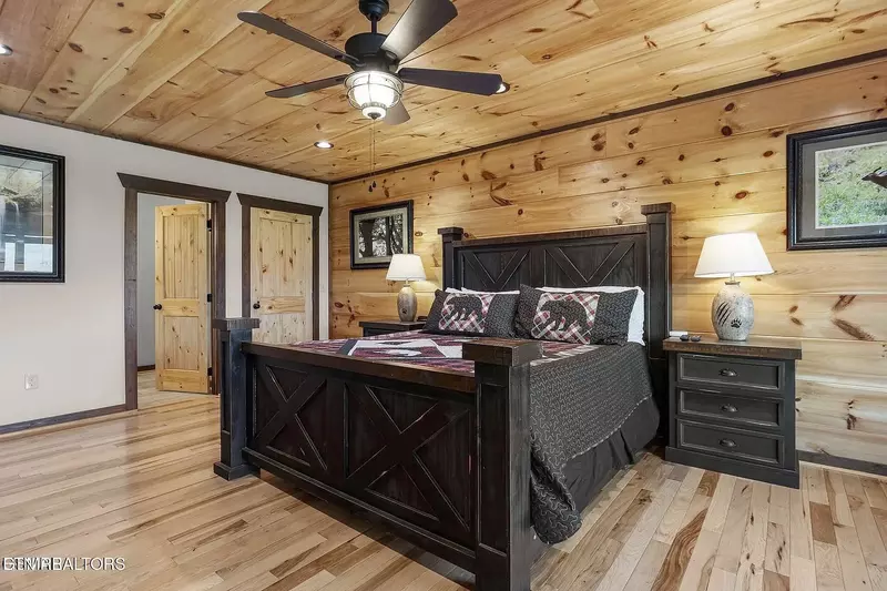 Mountain View Manor