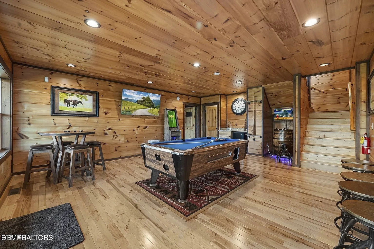 Mountain View Manor