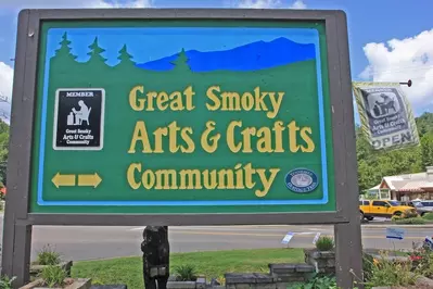 the arts and crafts community is one of the top free things to do in Gatlinburg TN