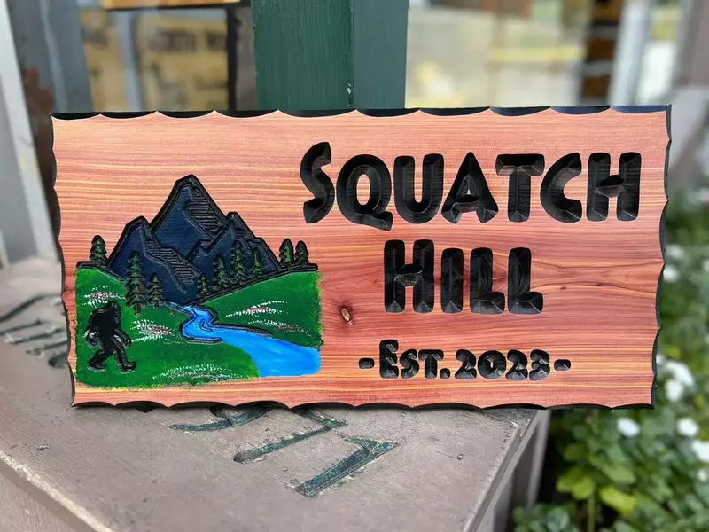 78d3b1ebbff0-sasquatch_personalized_custom_sign