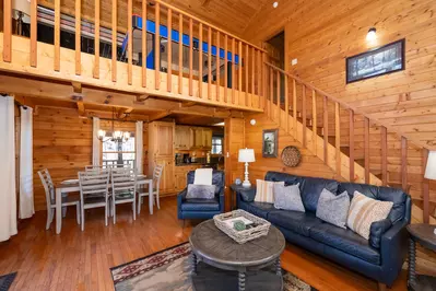 George's Treehouse