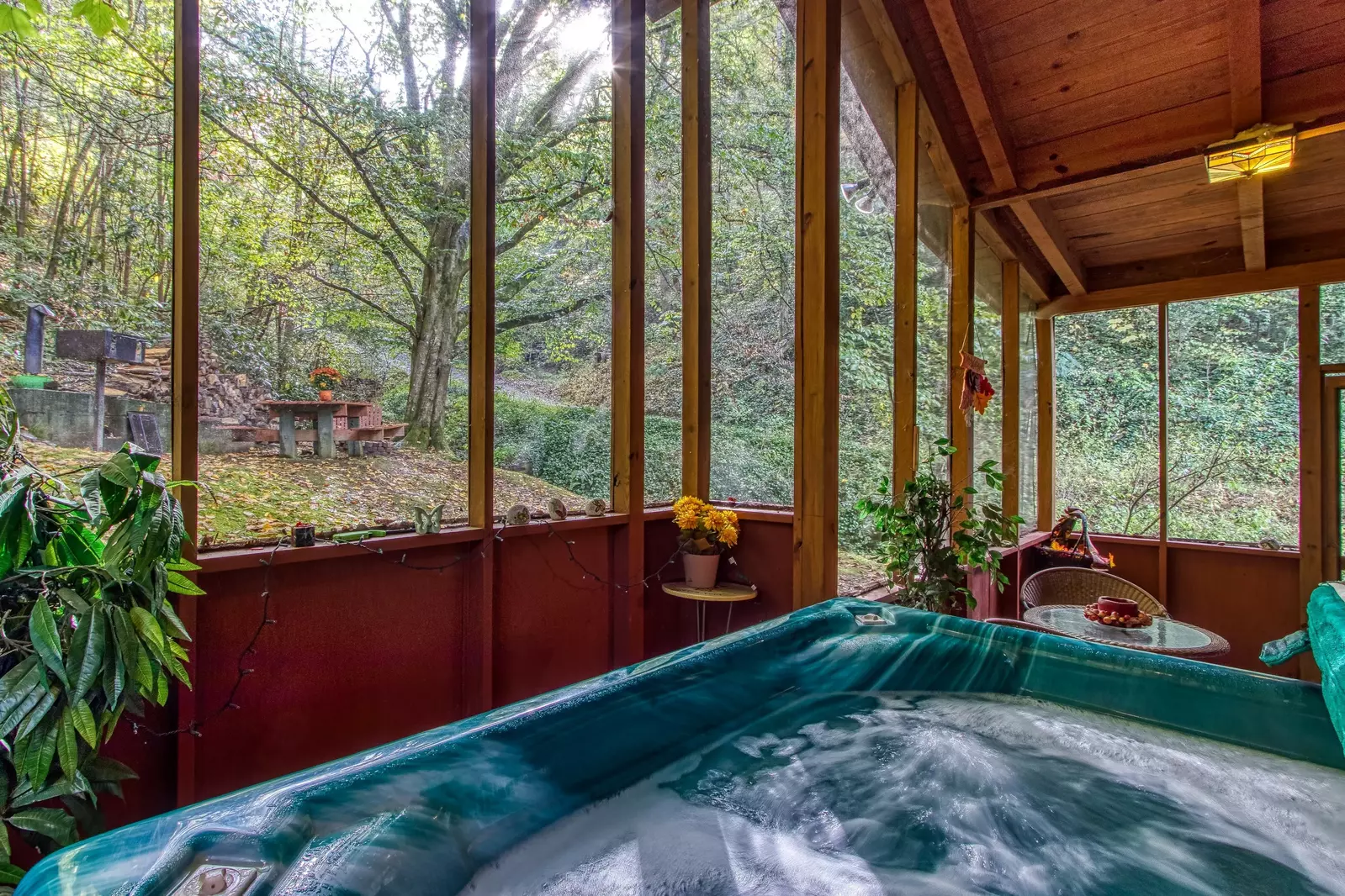 Cozy Creek Cabin