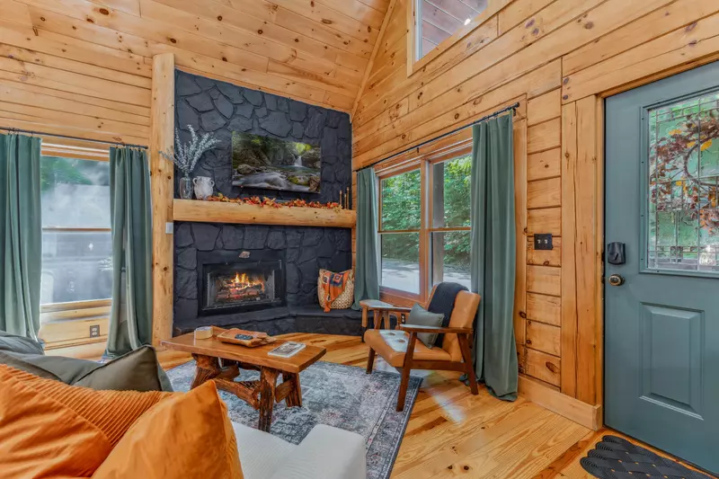 Little Pine Lodge