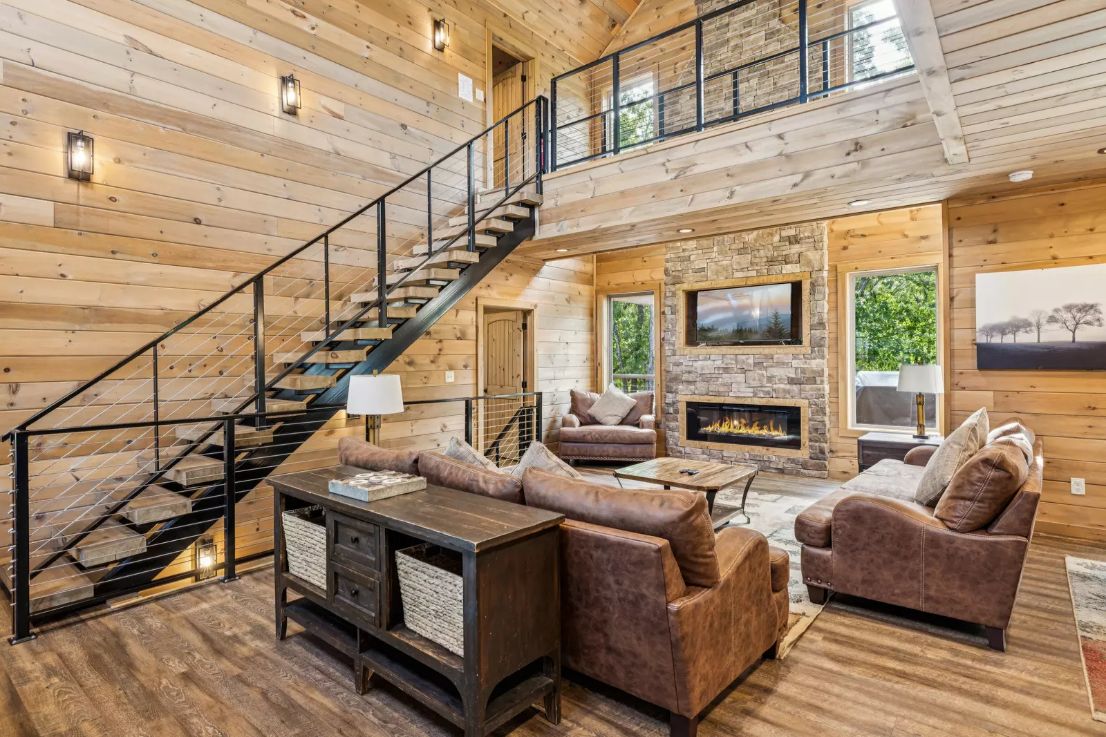Iron Mountain Lodge