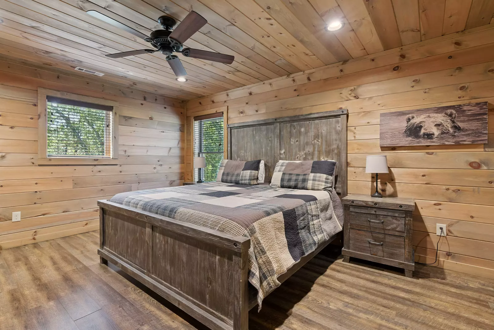 Iron Mountain Lodge