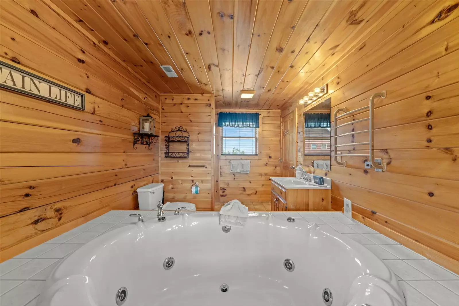 Rocky Top Retreat