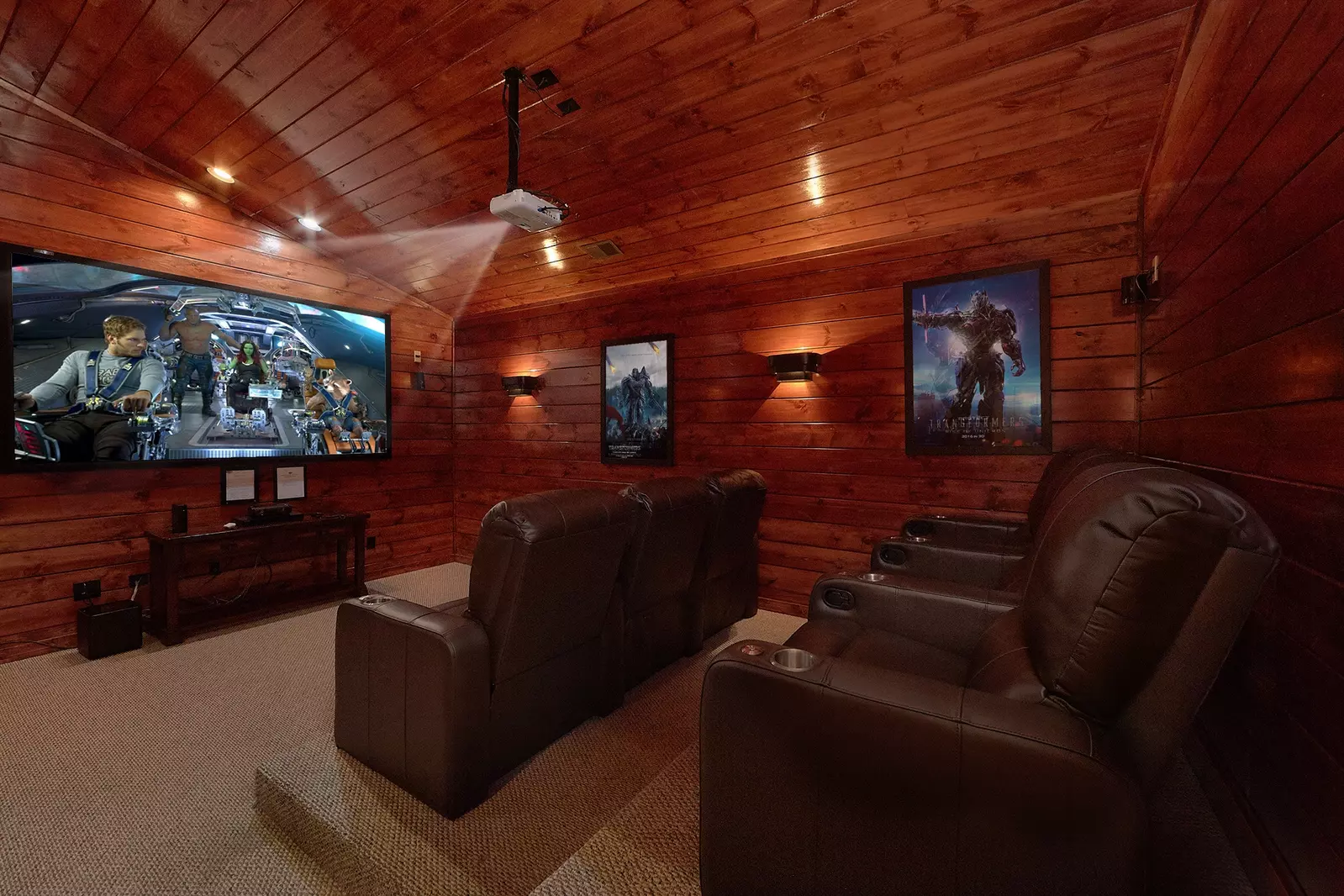 Property image, Interior, of Lumberjack Lodge
