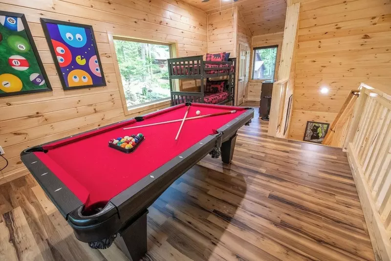 Cozy Cub Cabin