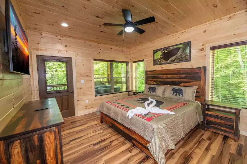 Cozy Cub Cabin