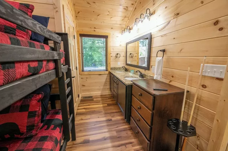 Cozy Cub Cabin