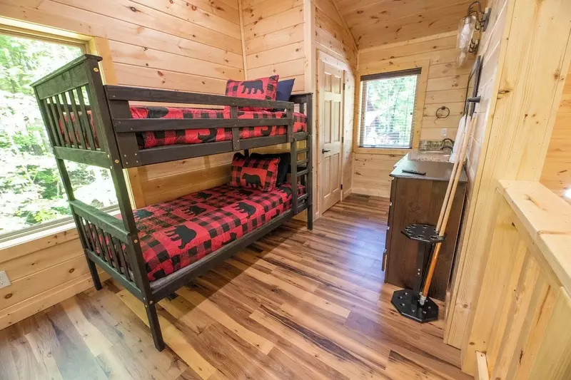 Cozy Cub Cabin