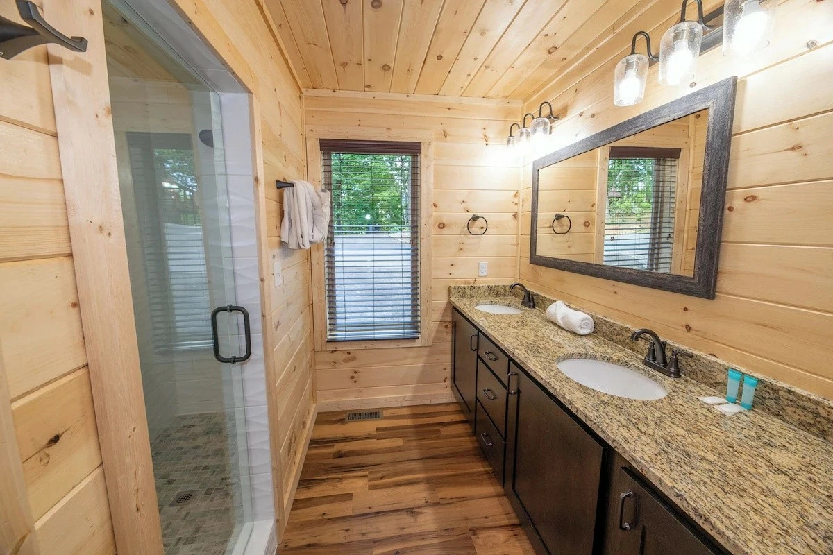 Cozy Cub Cabin