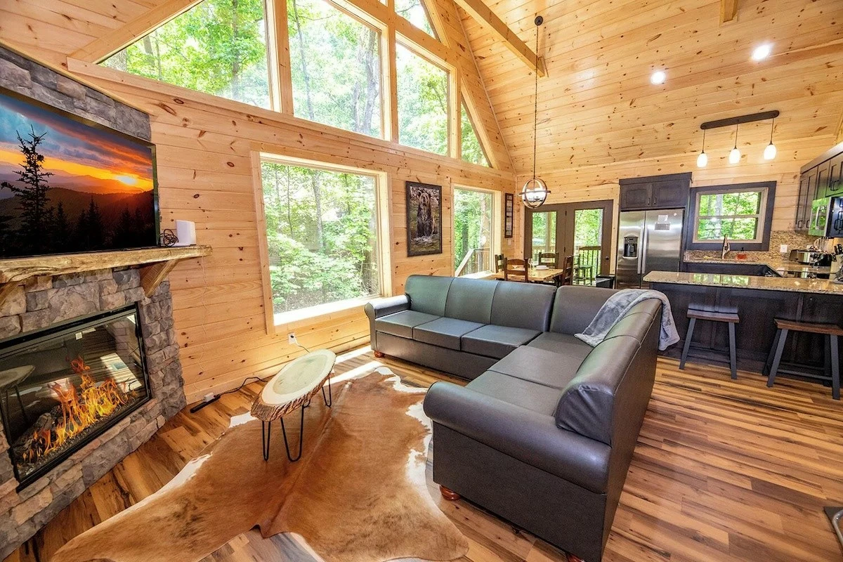 Cozy Cub Cabin