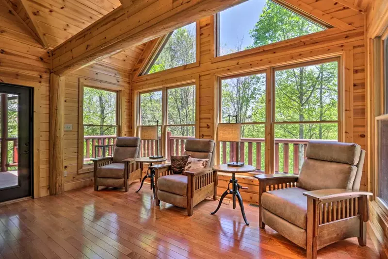 Pine Cone Cabin