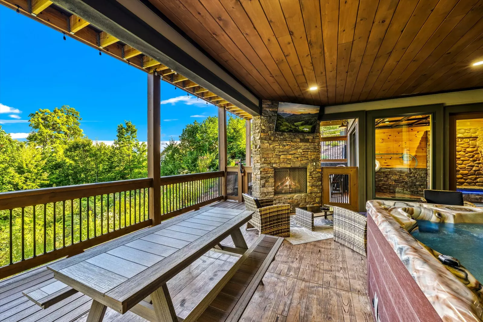 Property image, Interior, of Holy Smokes Pool Lodge