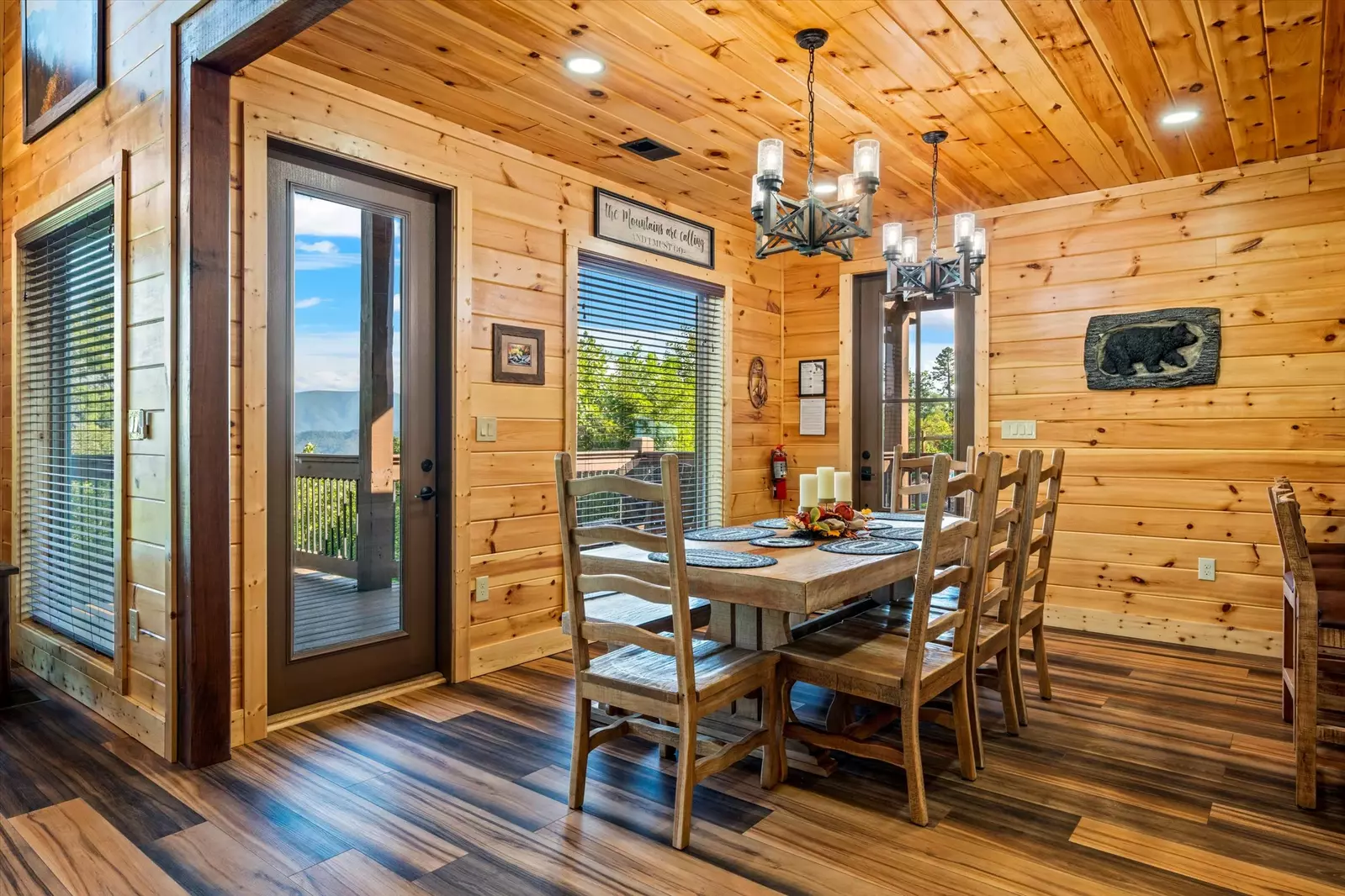 Property image, Interior, of Holy Smokes Pool Lodge
