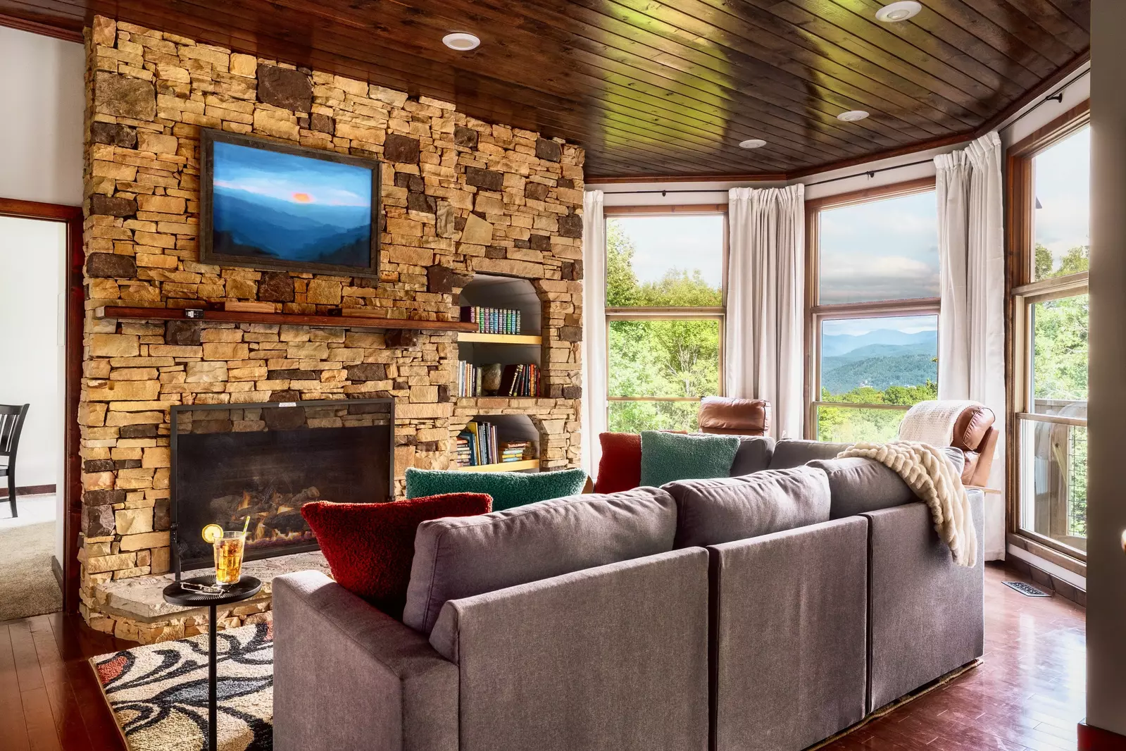 Ober Look Chalet at Elev 2230