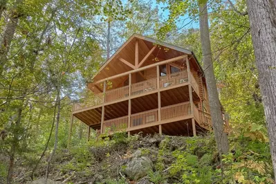 a tranquility den is one of our best cheap cabins in pigeon forge tn