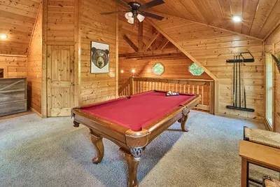 Property image, Interior, of Bear's Lair