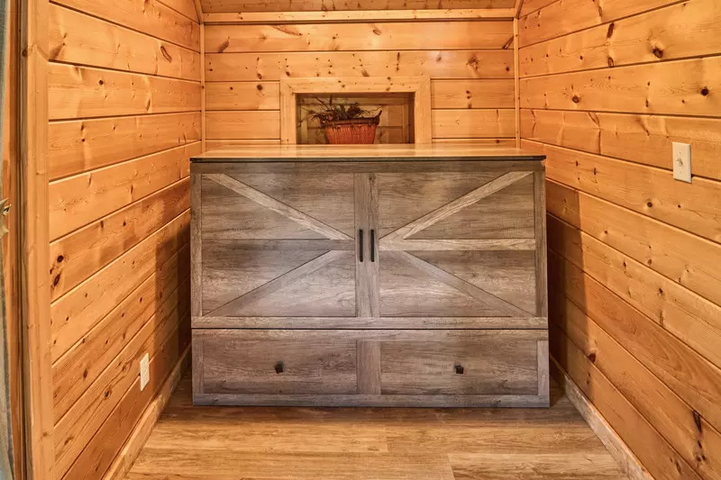 Property image, Interior, of Bear's Lair