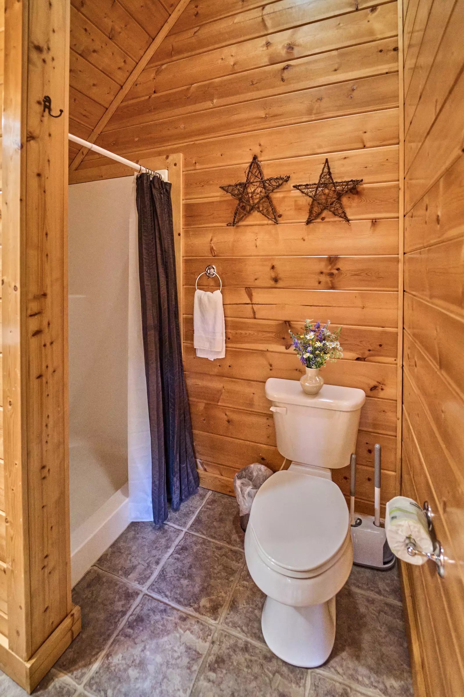 Property image, Interior, of Bear's Lair