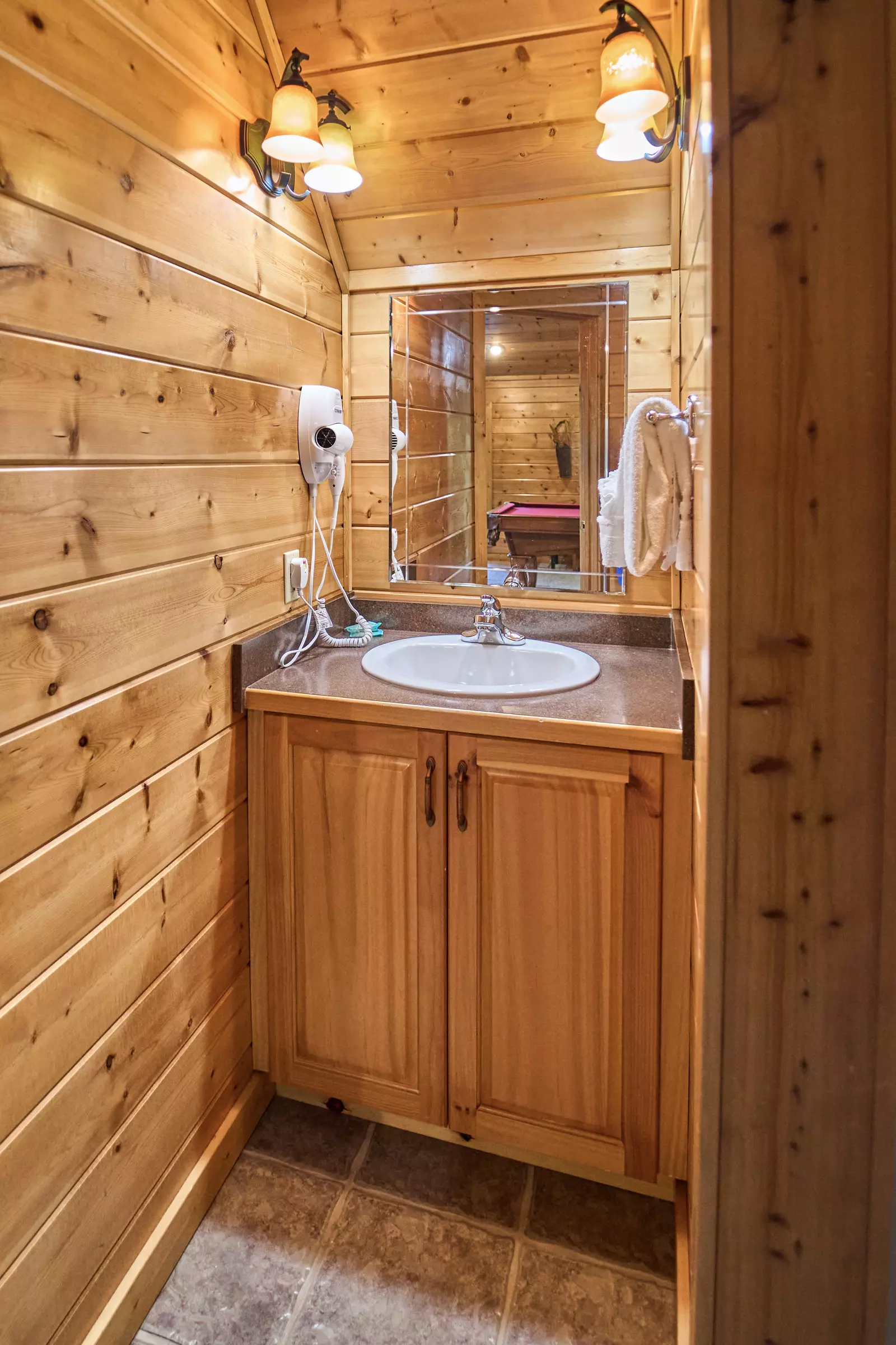 Property image, Interior, of Bear's Lair