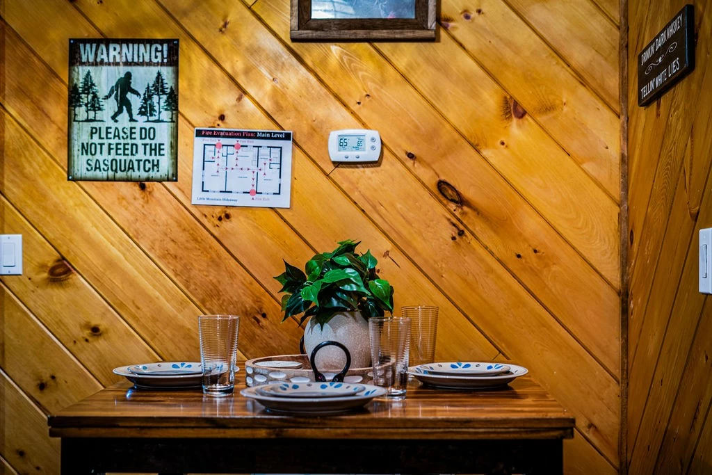 Little Mountain Hideaway