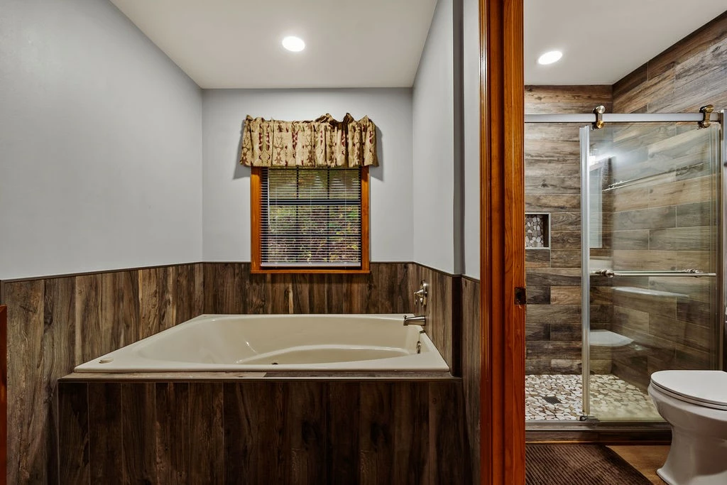 Little Mountain Hideaway