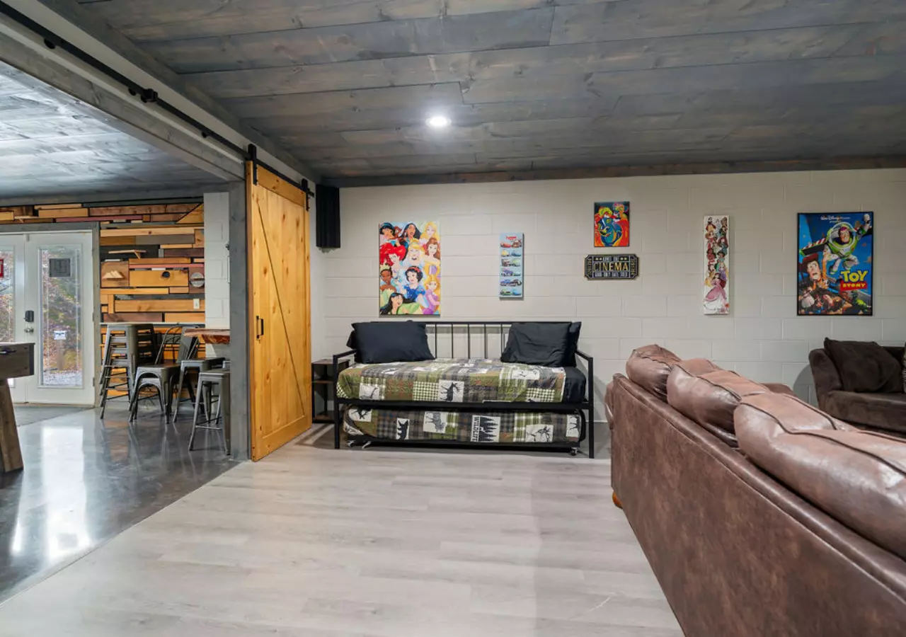 Bluff Mountain Escape