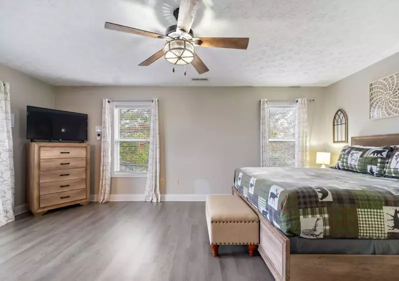 Bluff Mountain Escape